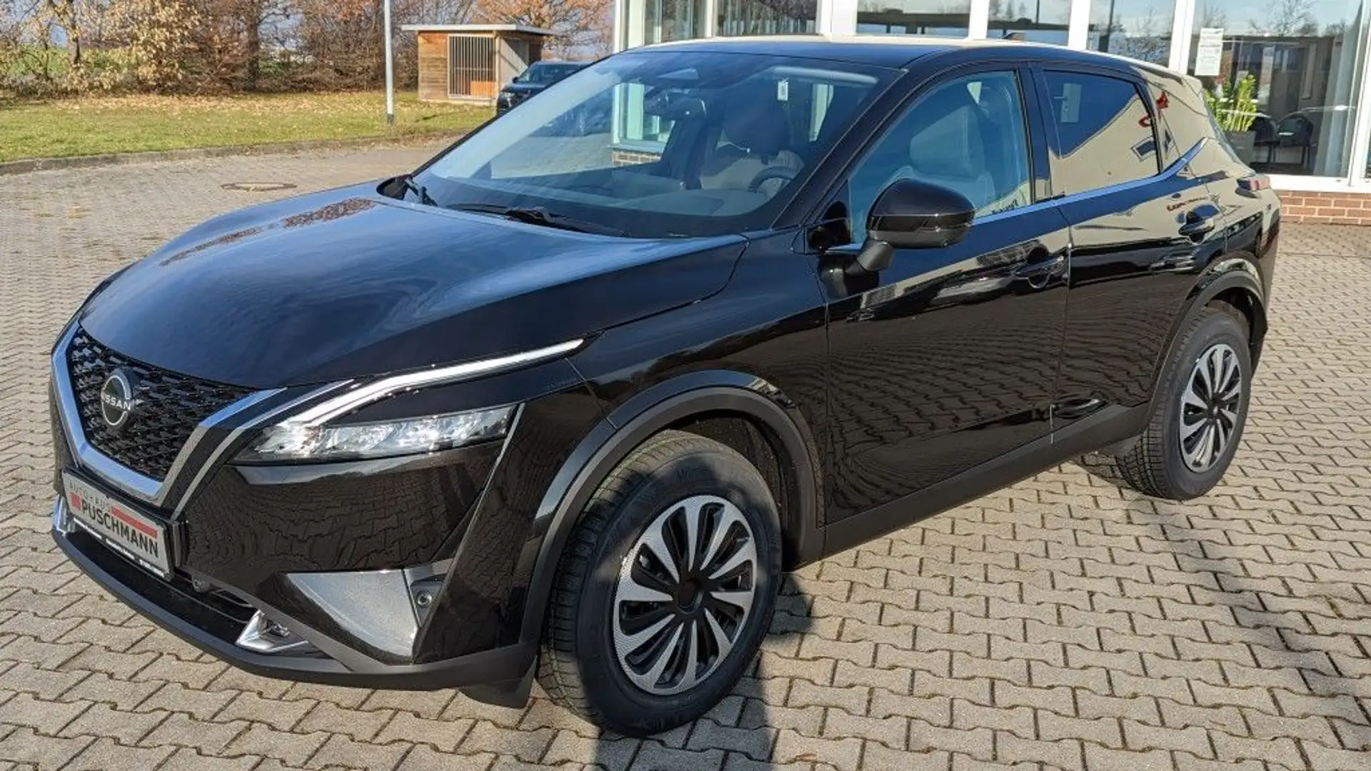 Nissan Qashqai 1.3 DIG-T MHEV N-Connecta Noir - 1
