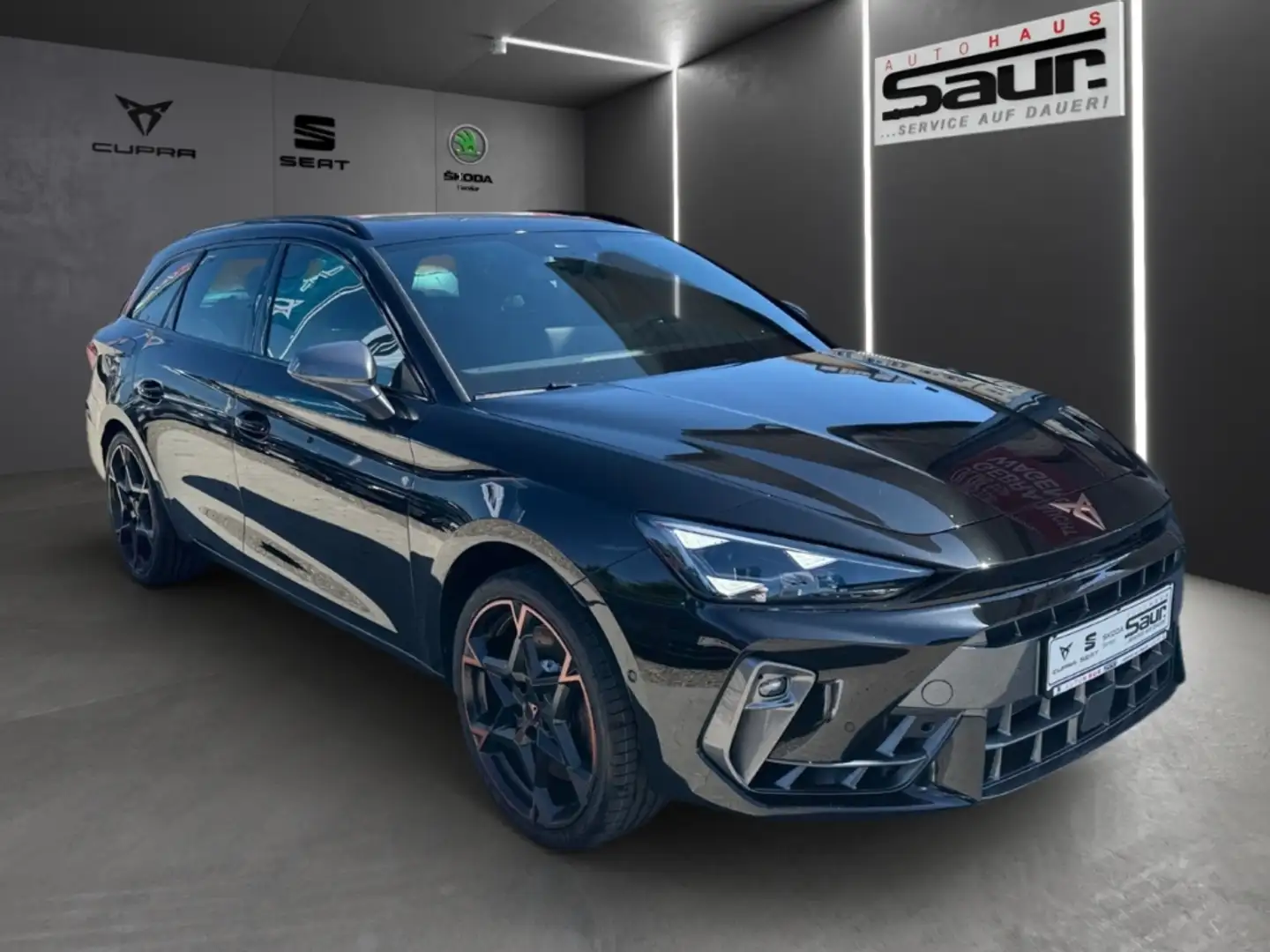 CUPRA Leon Sportstourer VZ 2.0 TSI 4Drive DSG AHK MATRIX LED Schwarz - 1