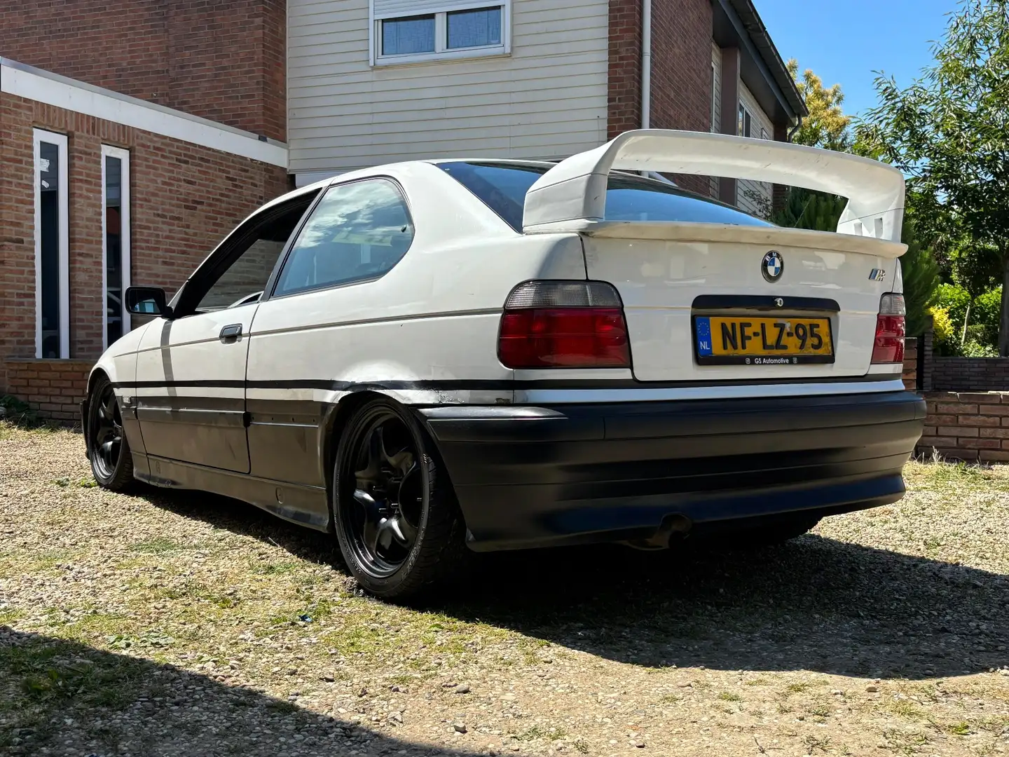 BMW 316 Blanc - 2