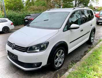 CrossTouran 1,6 TDI DPF - 1Besitz