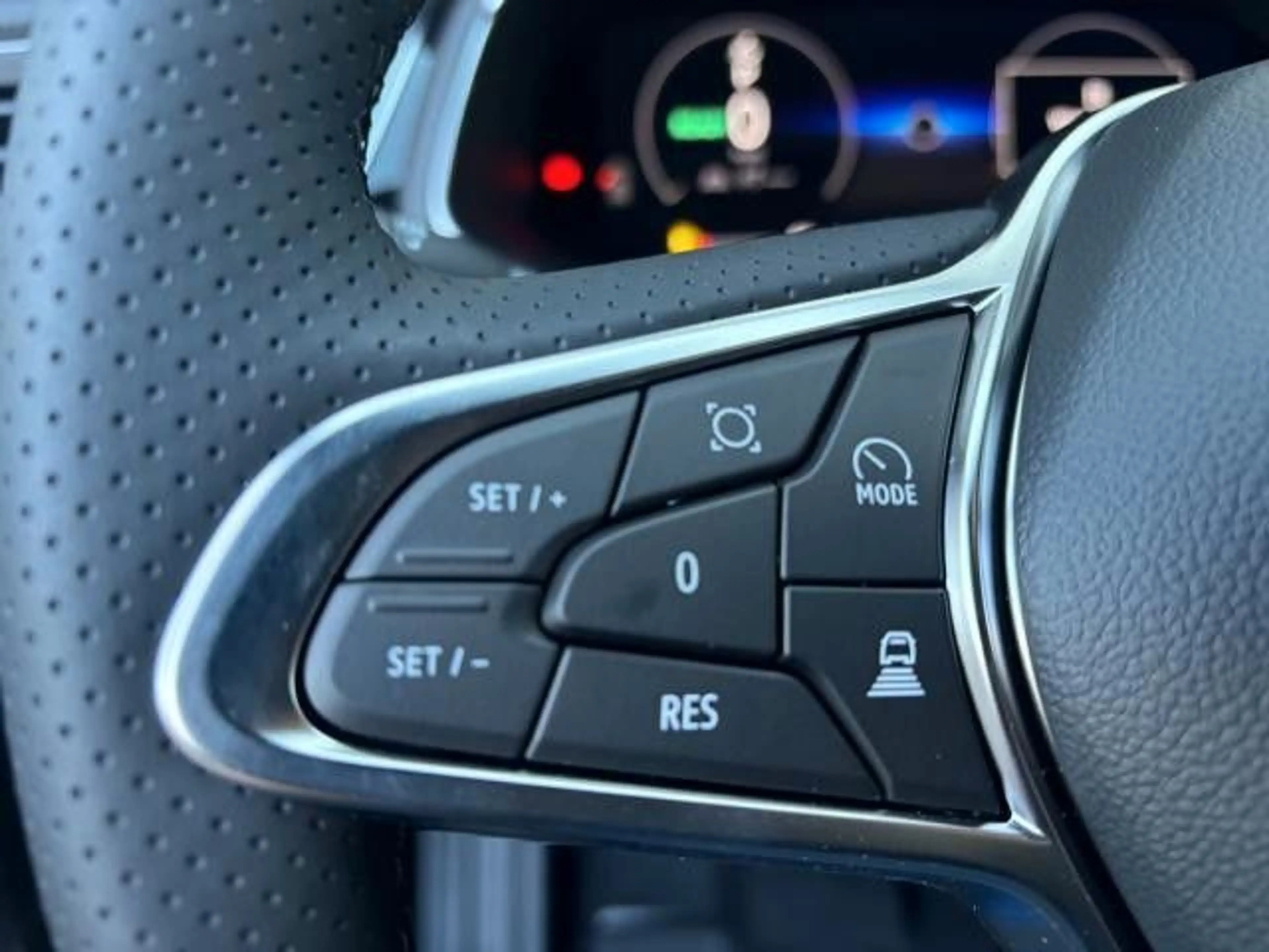 Mitsubishi Grandis Intro Edition 1.8 Hybrid — photo 9