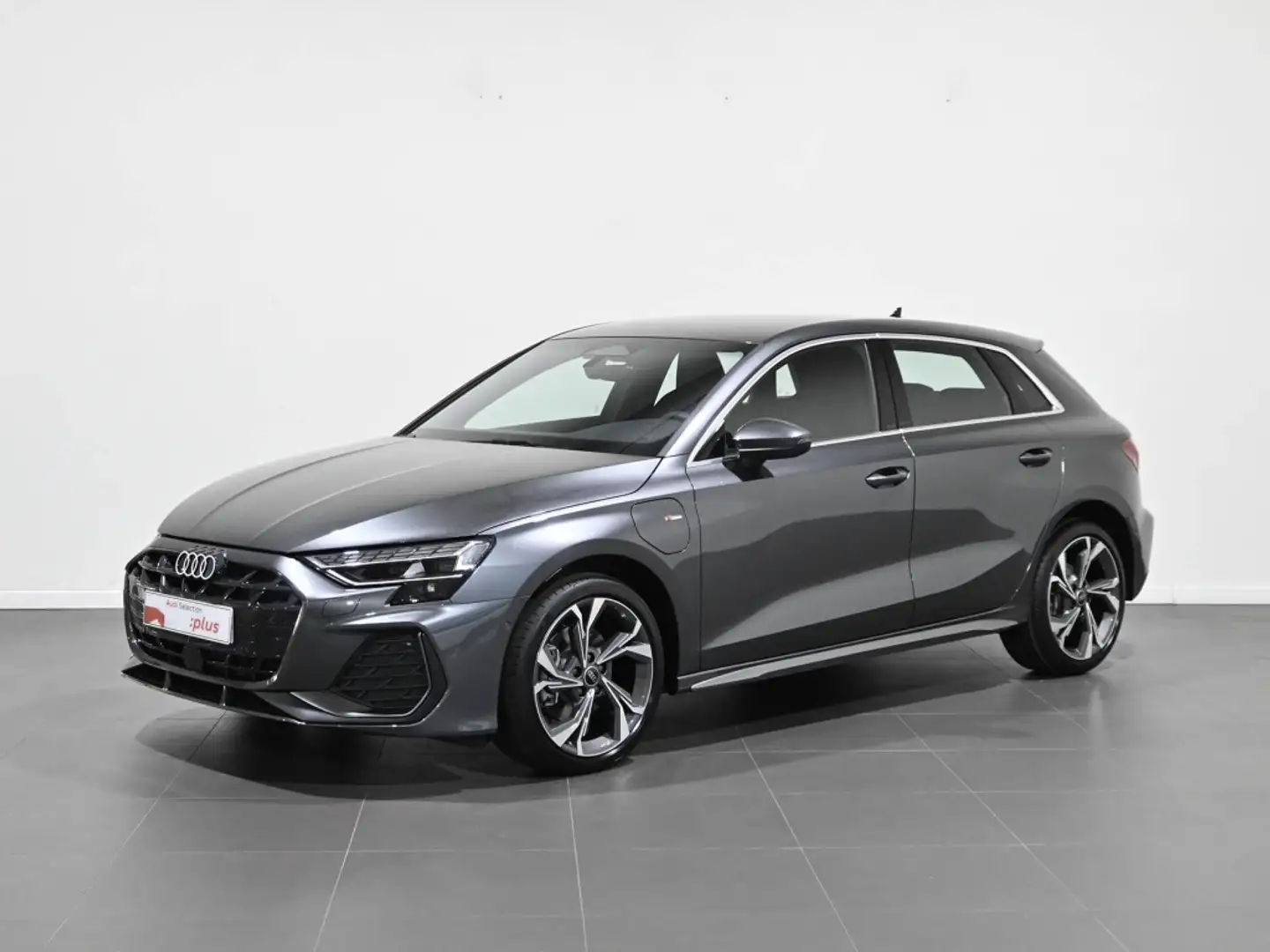 Audi A3 Sportback TFSI e S line S tronic 150kW Gris - 1