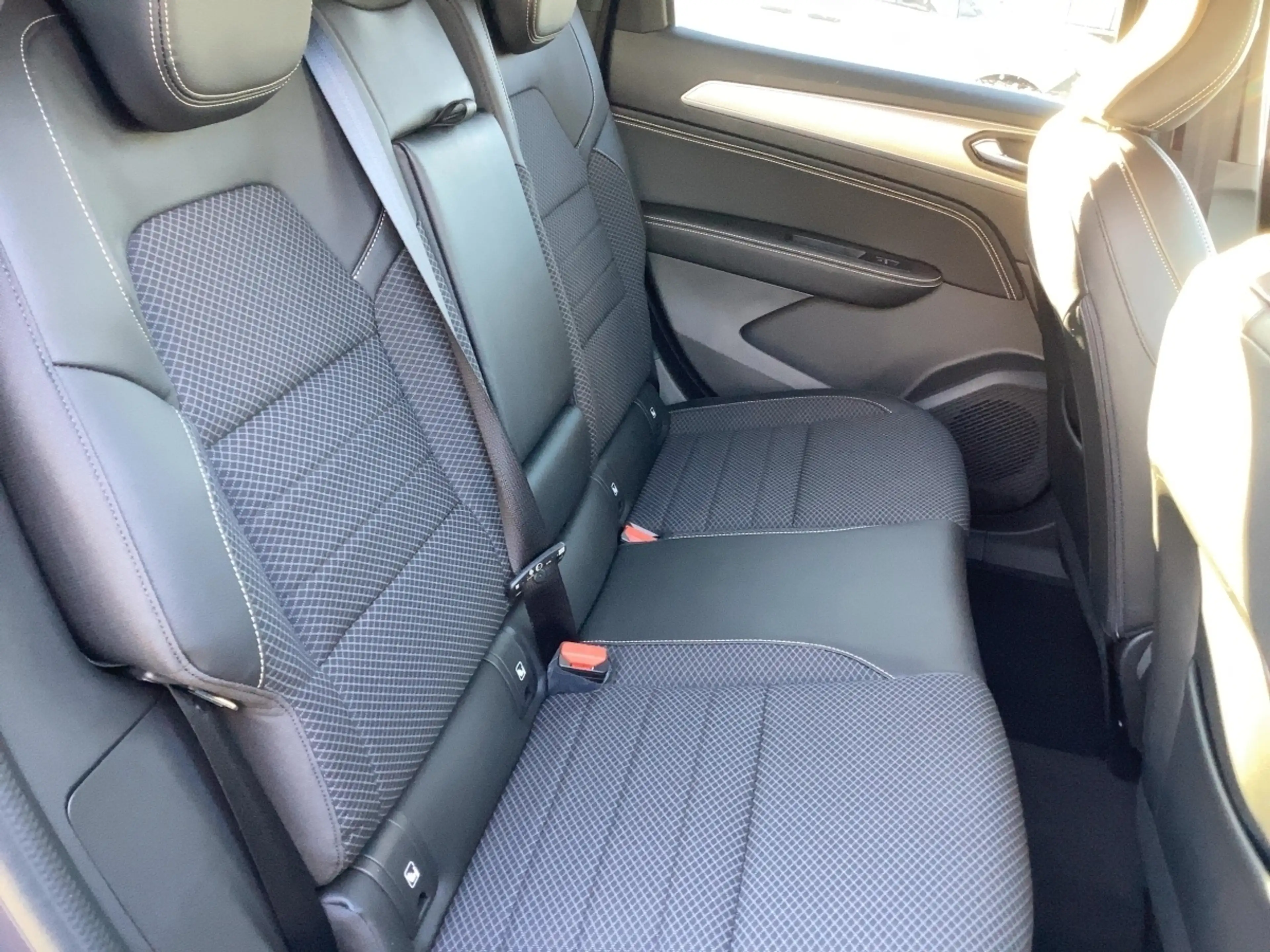 Renault Arkana TECHNO Mild Hybrid 140/WINTER/CITY/GJR — photo 10