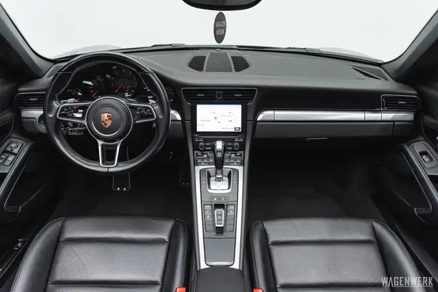 Porsche 991 Carrera Cabrio PDK ALLBLACK KAMERA PDLS ERSTLACK Ansicht 31