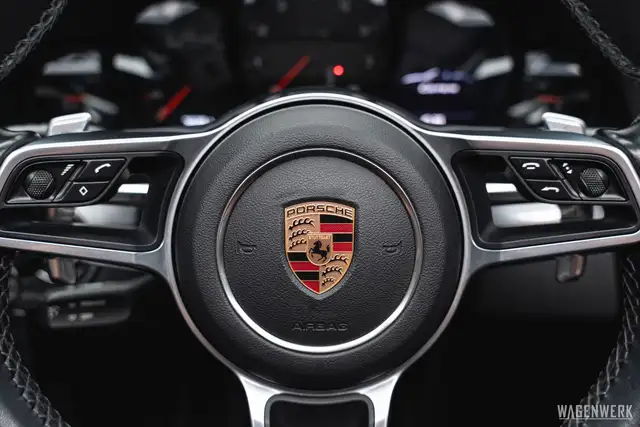 Porsche 991 Carrera Cabrio PDK ALLBLACK KAMERA PDLS ERSTLACK Ansicht 41