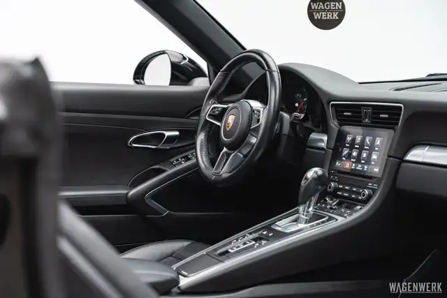 Porsche 991 Carrera Cabrio PDK ALLBLACK KAMERA PDLS ERSTLACK Ansicht 34