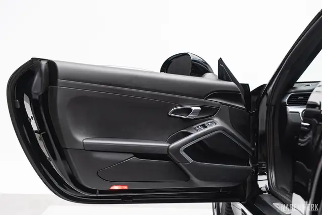 Porsche 991 Carrera Cabrio PDK ALLBLACK KAMERA PDLS ERSTLACK Ansicht 27