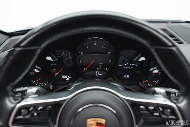 Porsche 991 Carrera Cabrio PDK ALLBLACK KAMERA PDLS ERSTLACK Ansicht 19