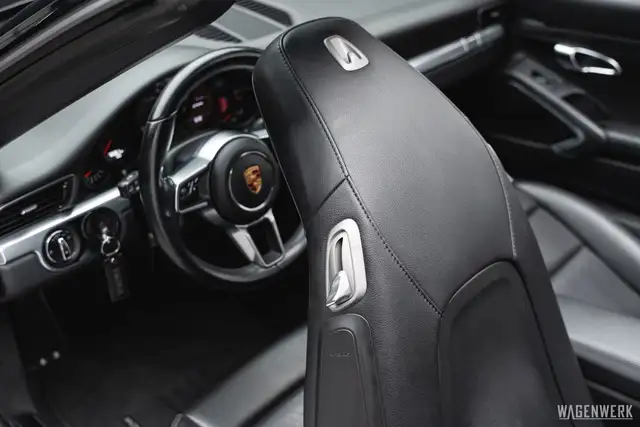 Porsche 991 Carrera Cabrio PDK ALLBLACK KAMERA PDLS ERSTLACK Ansicht 39