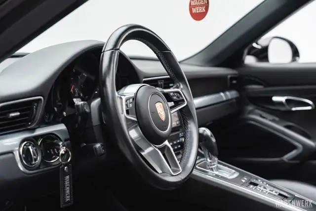 Porsche 991 Carrera Cabrio PDK ALLBLACK KAMERA PDLS ERSTLACK Ansicht 29