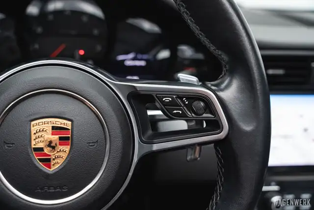 Porsche 991 Carrera Cabrio PDK ALLBLACK KAMERA PDLS ERSTLACK Ansicht 20