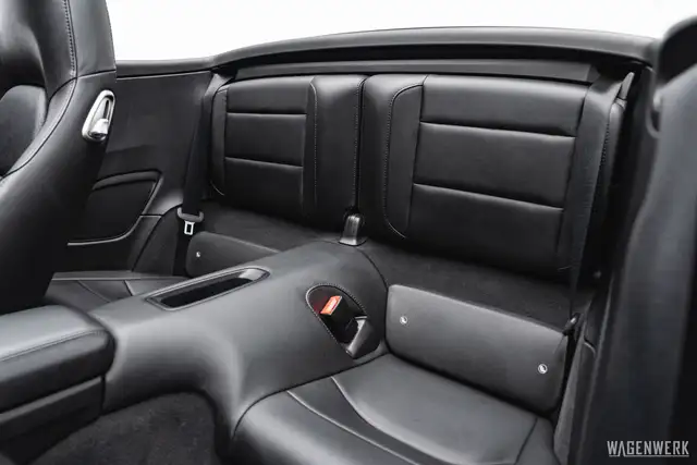 Porsche 991 Carrera Cabrio PDK ALLBLACK KAMERA PDLS ERSTLACK Ansicht 16