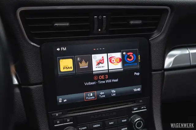 Porsche 991 Carrera Cabrio PDK ALLBLACK KAMERA PDLS ERSTLACK Ansicht 26