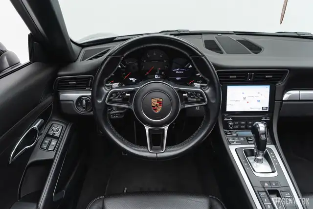 Porsche 991 Carrera Cabrio PDK ALLBLACK KAMERA PDLS ERSTLACK Ansicht 18