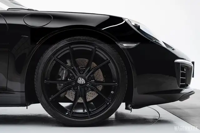 Porsche 991 Carrera Cabrio PDK ALLBLACK KAMERA PDLS ERSTLACK Ansicht 9