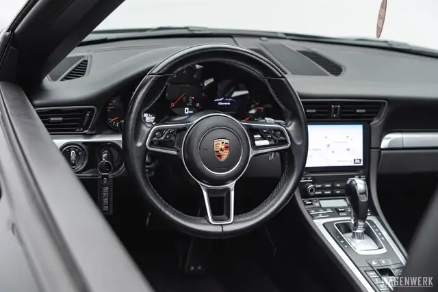 Porsche 991 Carrera Cabrio PDK ALLBLACK KAMERA PDLS ERSTLACK Ansicht 30
