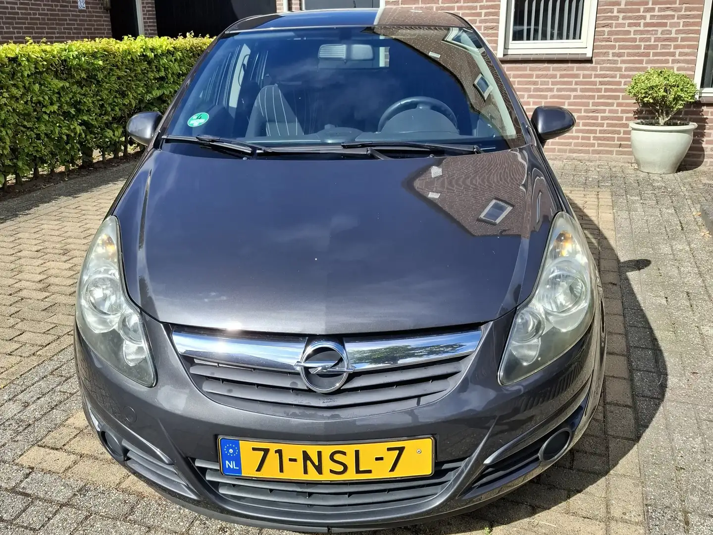 Opel Corsa Corsa 1.2-16V 111 Edition Grijs - 2