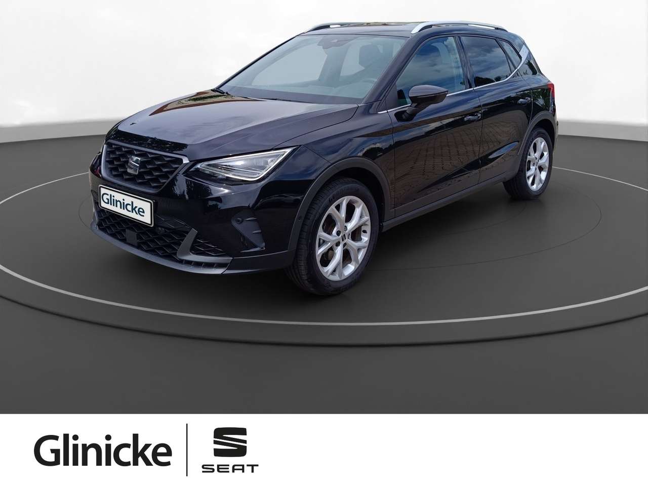 Seat Arona 2024 — 1.0 TSI FR LED LM 17" Navi PDC+RFK ACC Ful