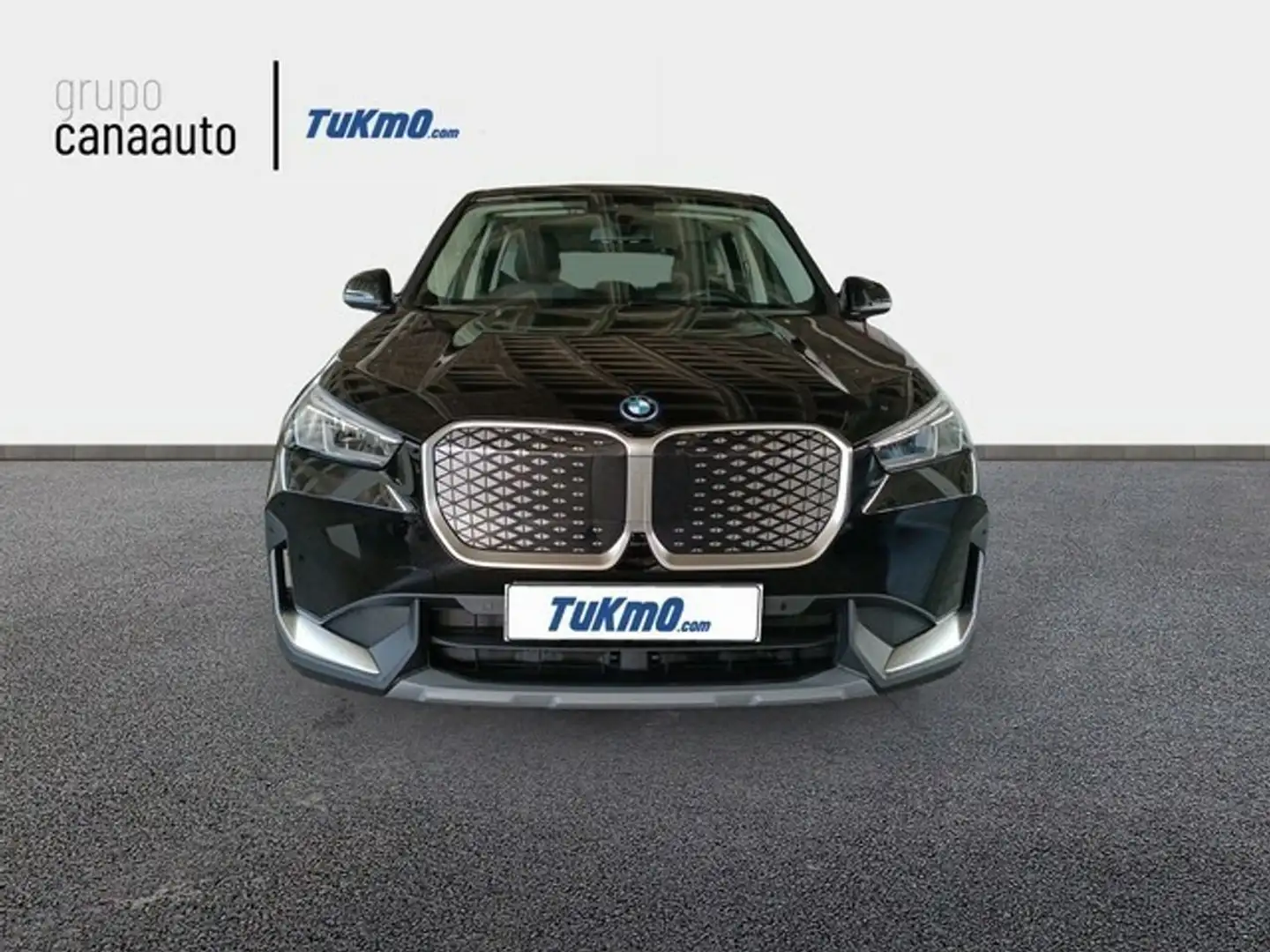 BMW iX1 xDrive30A Černá - 2