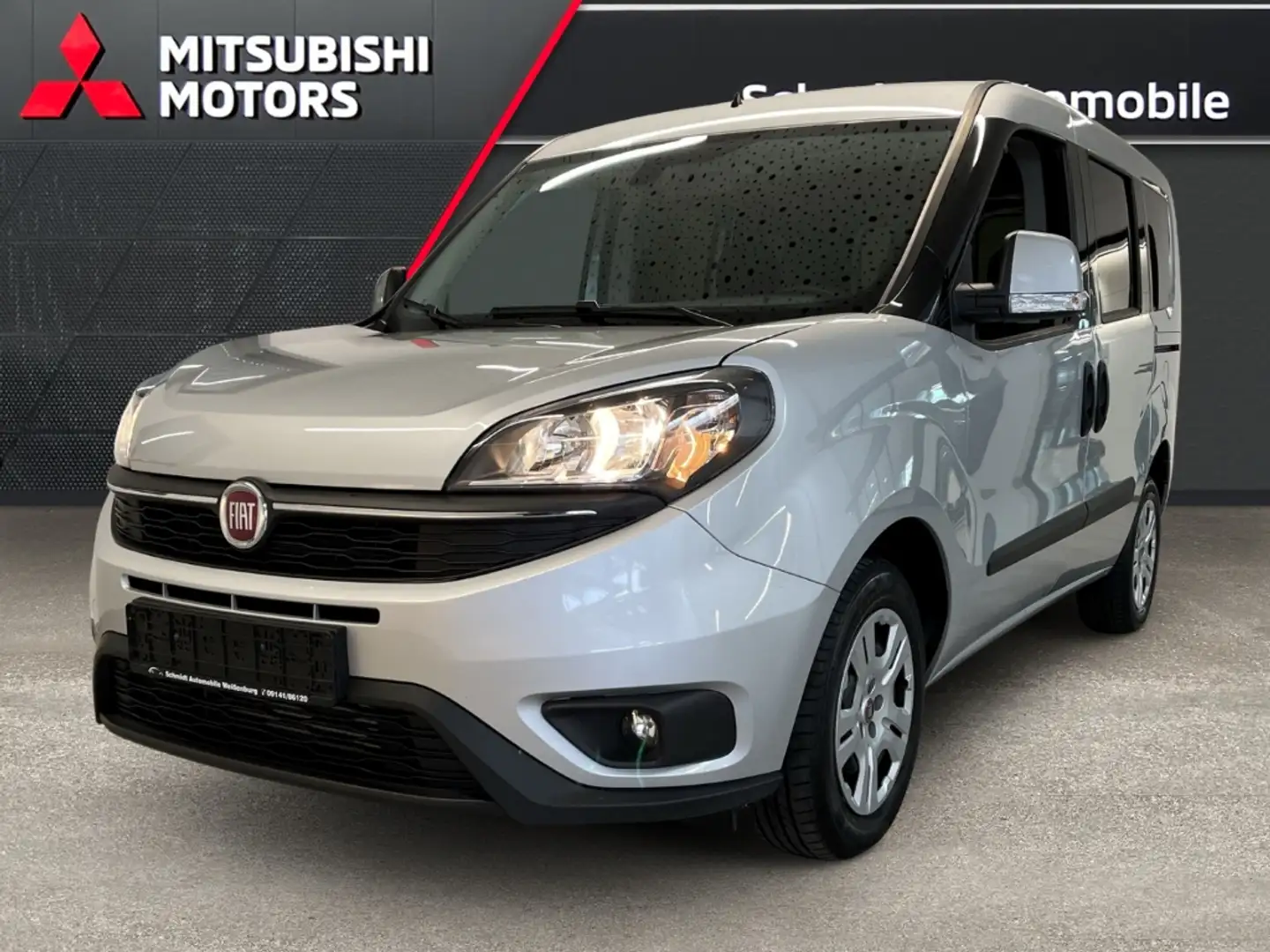 Fiat Doblo 1.6 Muliet SX 2xSchiebetür Navi Tempomat Kamera Silber - 1