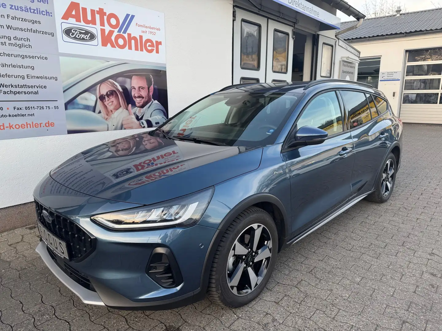 Ford Focus Active X Turnier mHEV Automatik (viele Extras AHK) Blau - 1