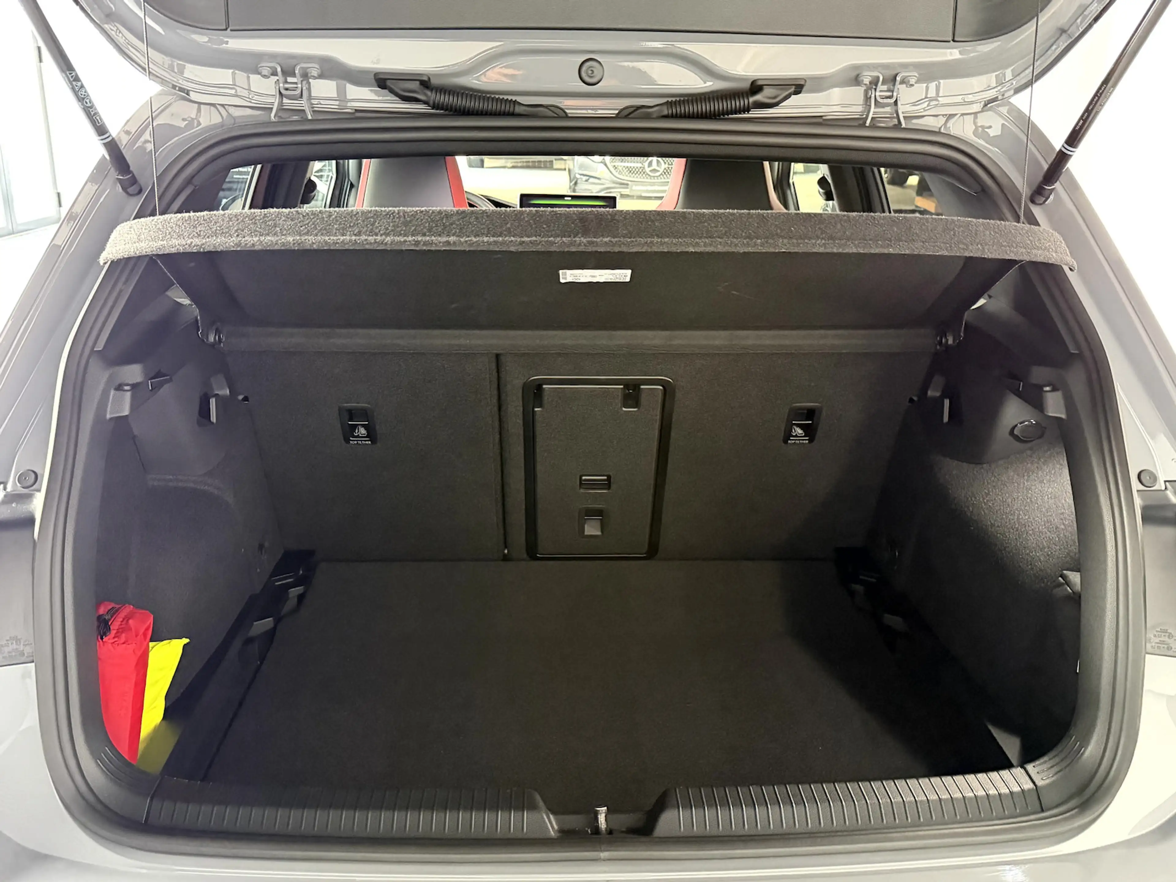 Volkswagen Golf GTI 2.0 TSI*BlackStyle*Pano*HUD*IQ*H&K*DCC* — photo 7