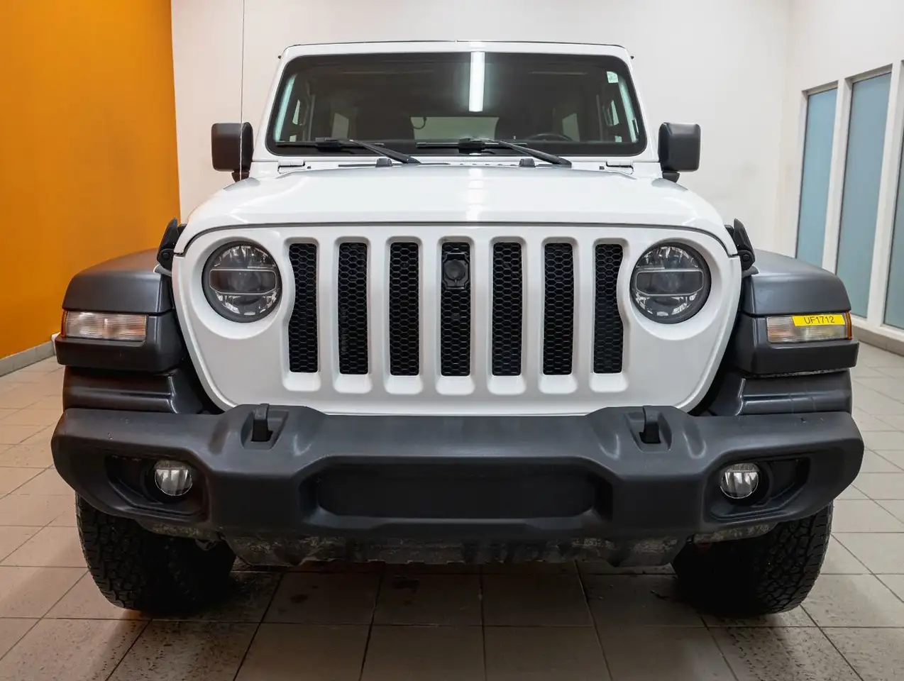 Jeep Wrangler снимка Jeep Wrangler