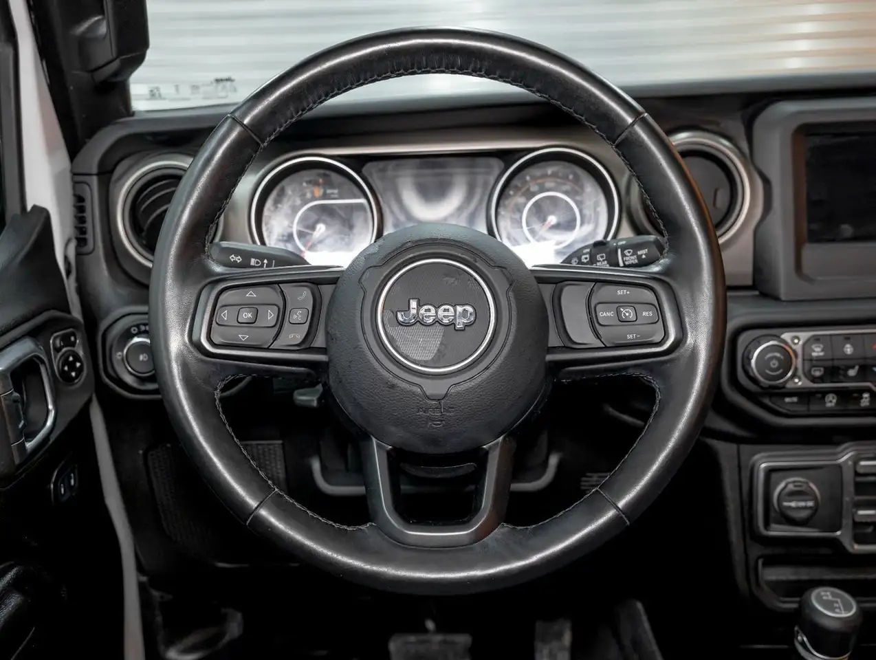 Jeep Wrangler снимка Jeep Wrangler