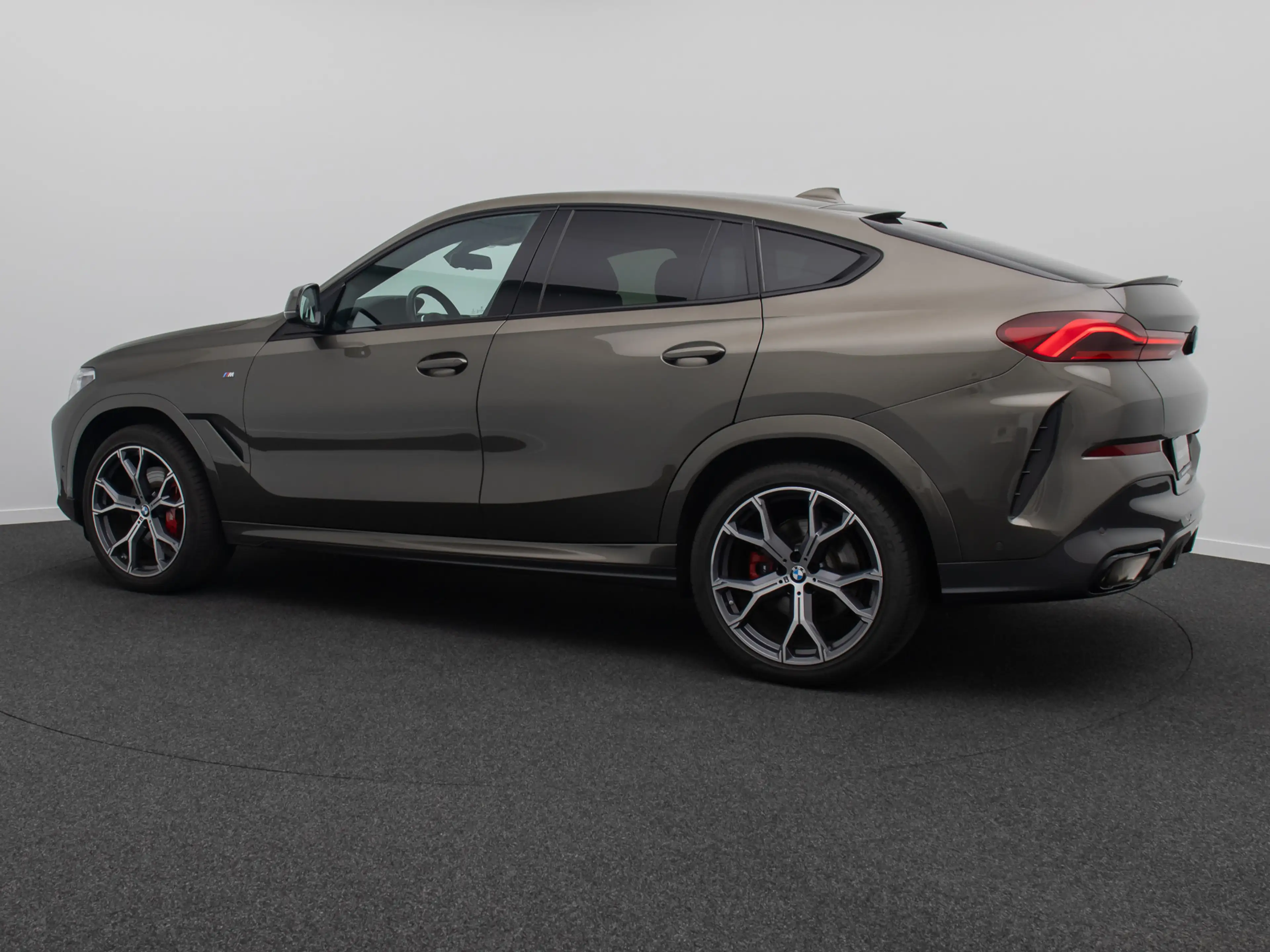 BMW X6 M Sport Kamera Laser HUD DAB HiFi 21Zol — photo 10