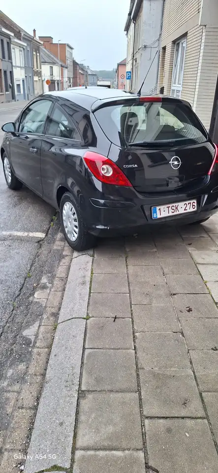 Opel Corsa 1.0i XE 12v Edition 2000, foto 5
