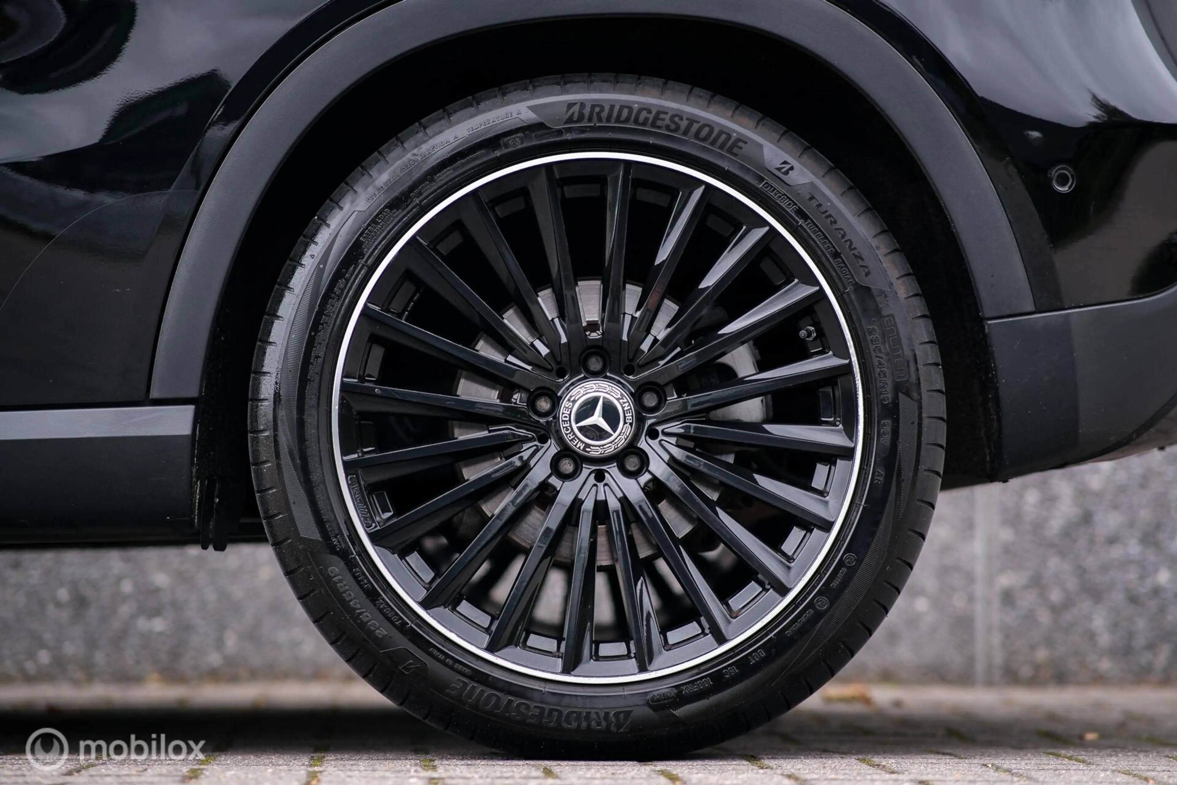 Mercedes-Benz GLA 180 | Glazen schuifdak | NAP NL auto | Camera | Cruise — photo 16