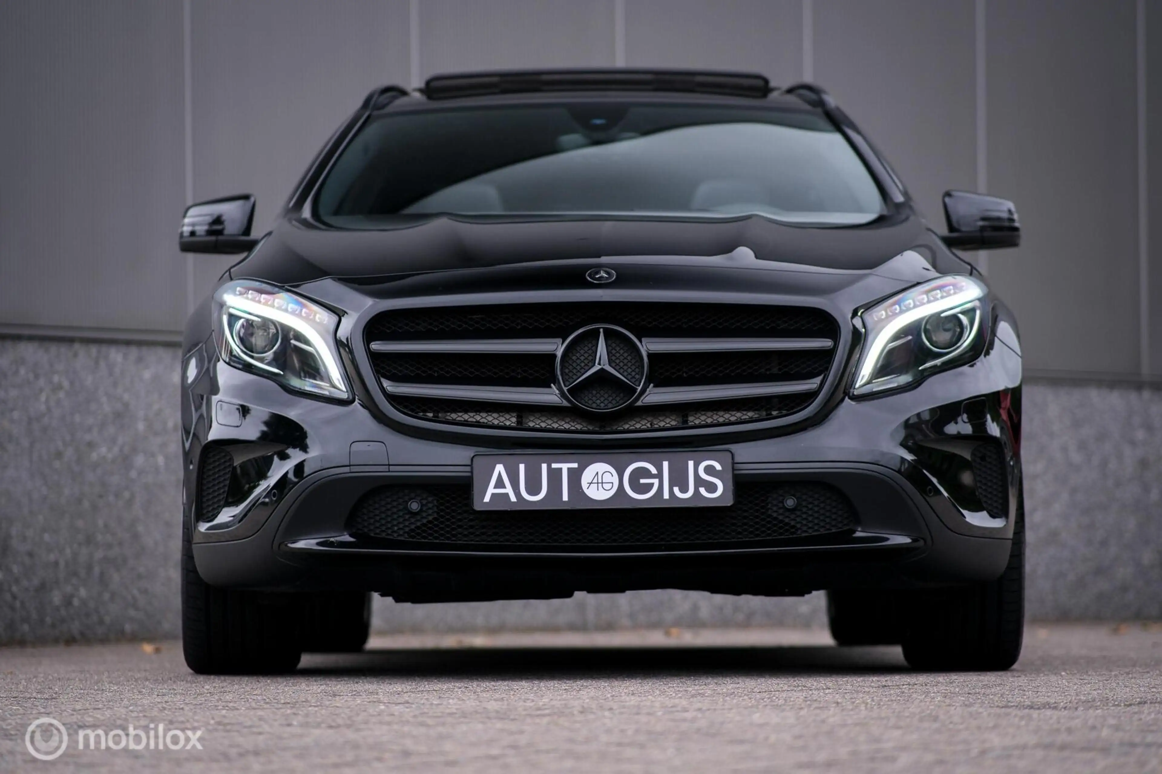 Mercedes-Benz GLA 180 | Glazen schuifdak | NAP NL auto | Camera | Cruise — photo 7