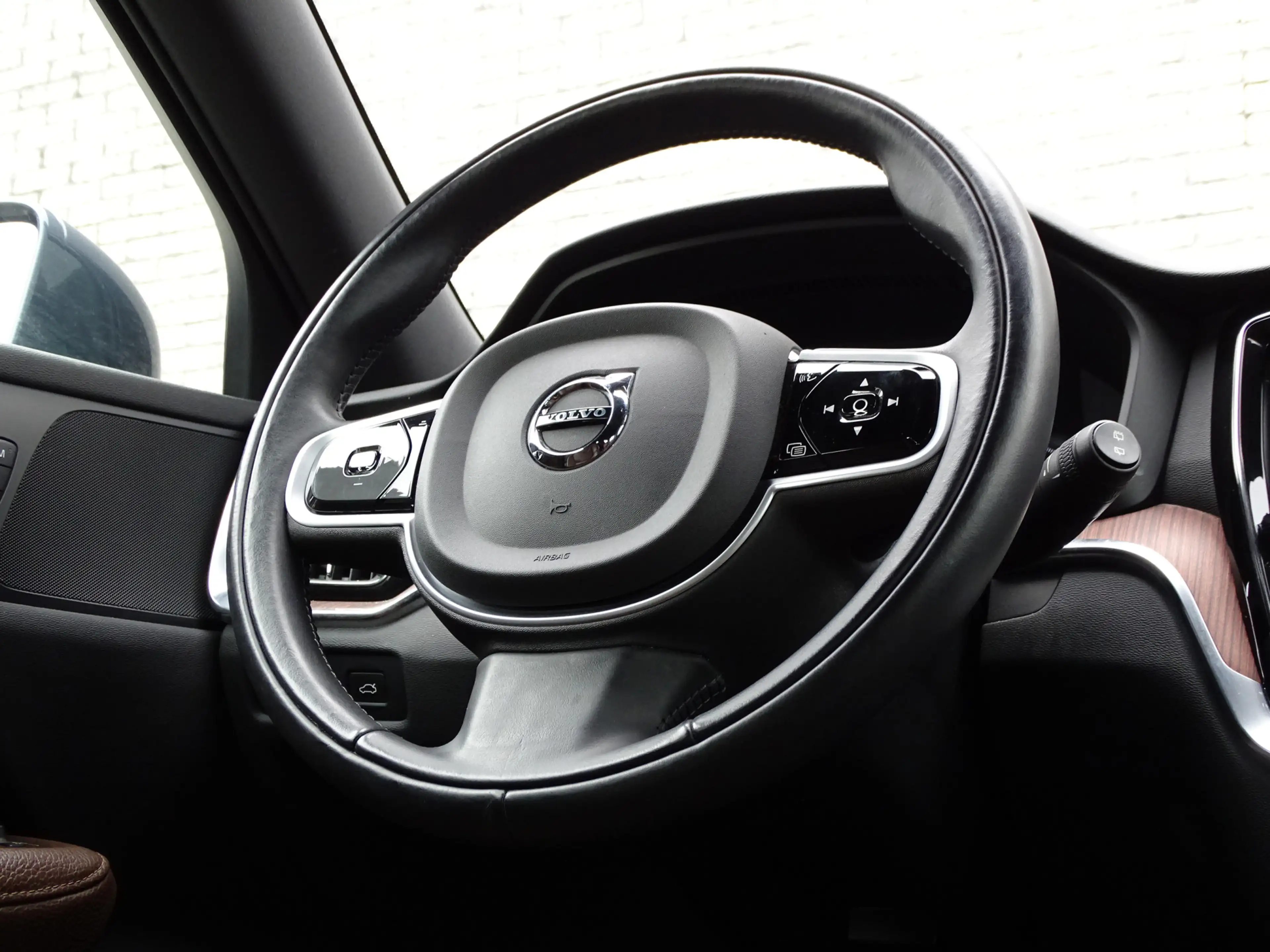 Volvo V60 Cross Country 2.0 B5 AWD Pro | leder | 250pk | — photo 14