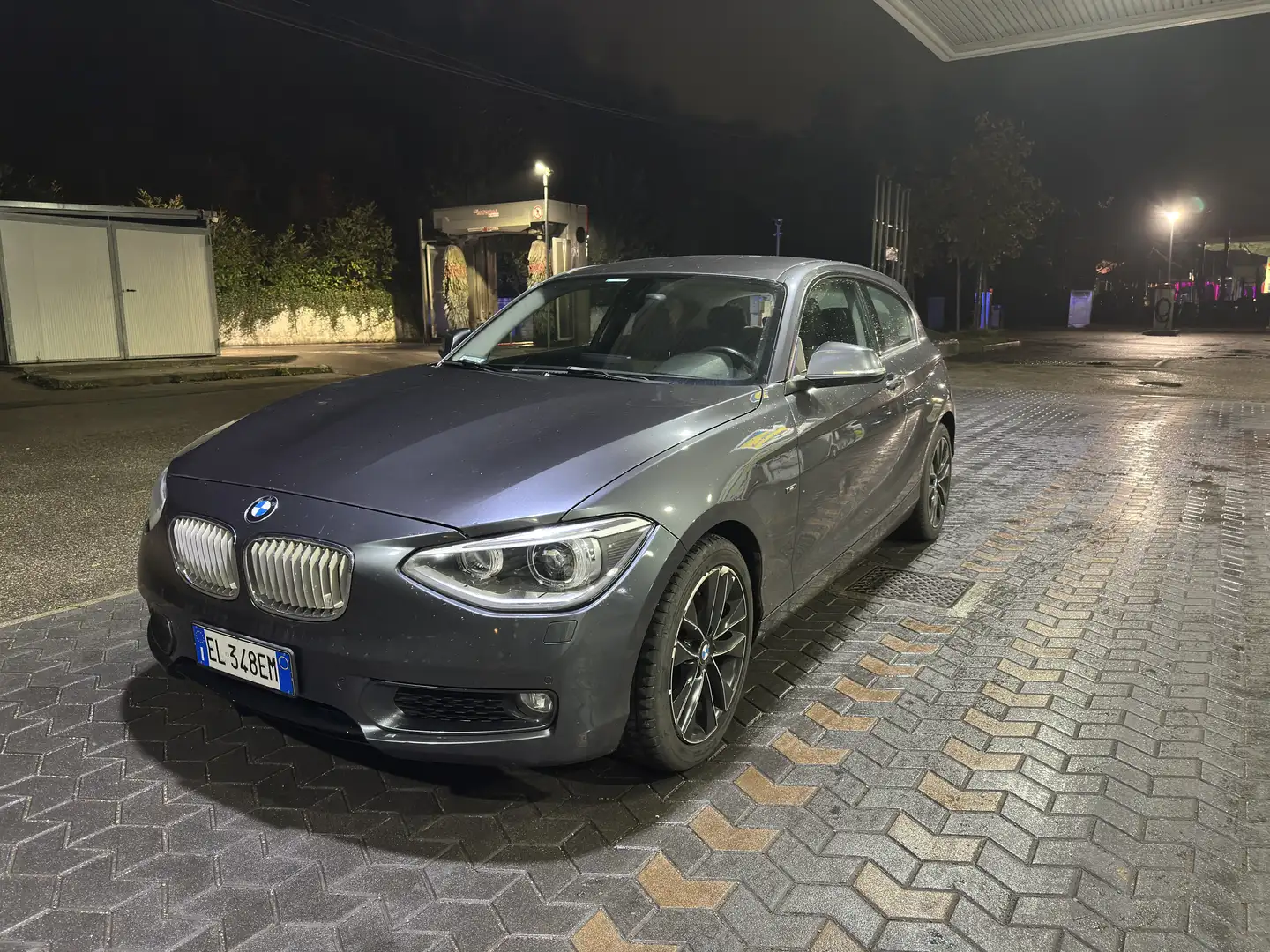BMW 118 D Urban Szary - 1