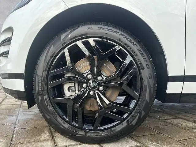 Land Rover Range Rover Evoque view 9