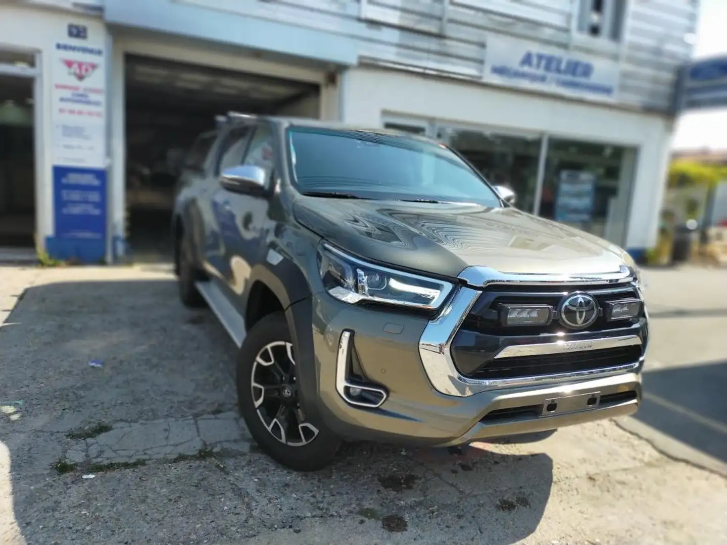 Toyota Hilux IV 4WD 2.4 D-4D 150 DOUBLE CABINE Bronze - 2