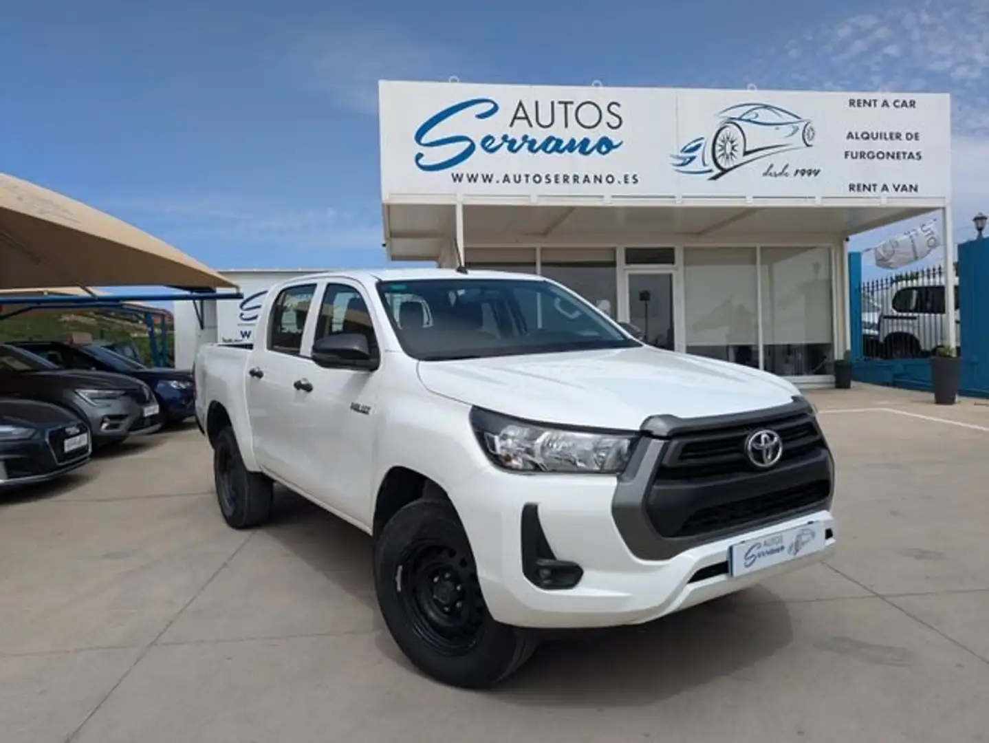 Toyota Hilux 2.5D-4D Cabina Doble GX 4x4 Blanco - 1
