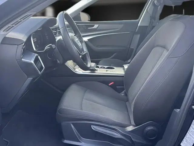 Audi A6 view 13