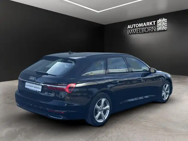 Audi A6 view 6