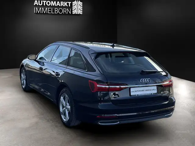 Audi A6 view 10