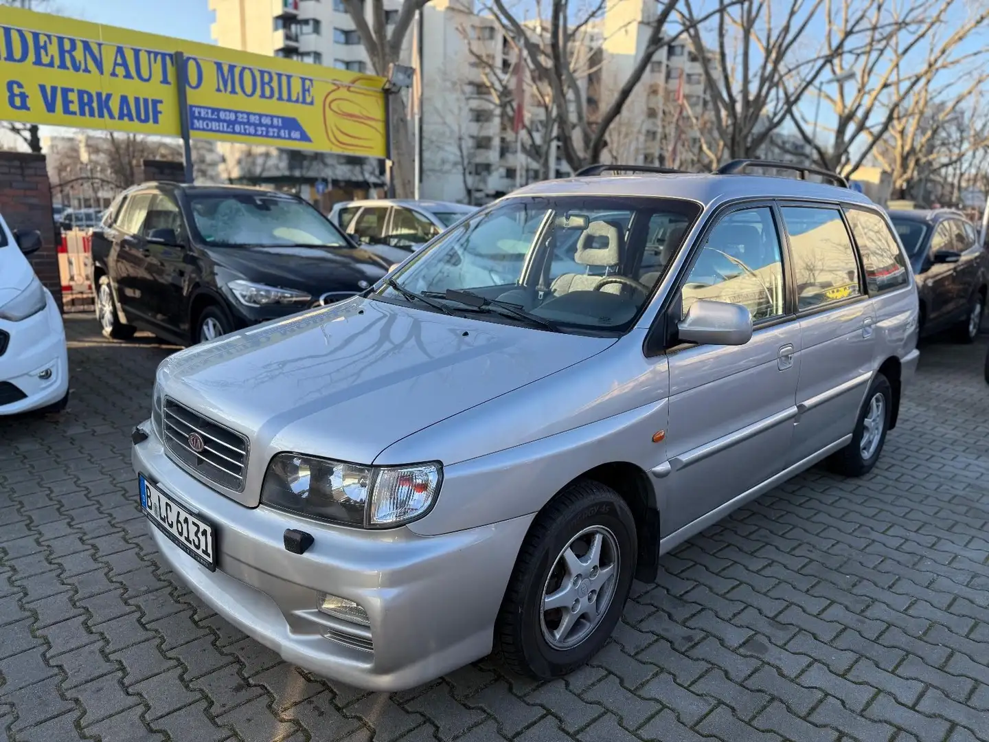 Kia Joice LS*ZAHNRIEHM NEU*7 SITZE Silber - 1