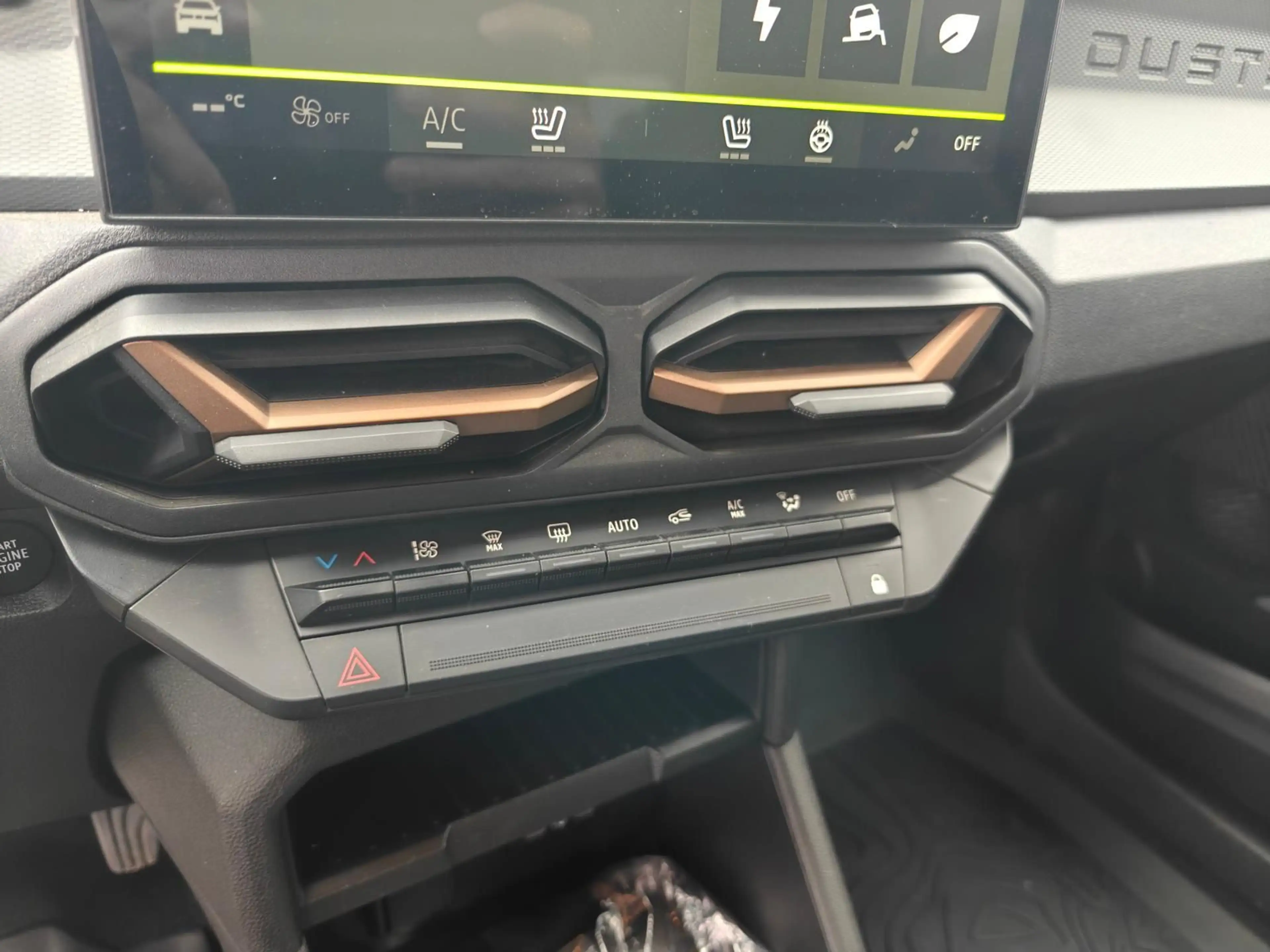 Dacia Duster Extreme Hybrid AHK TOP Ausstattung — photo 14