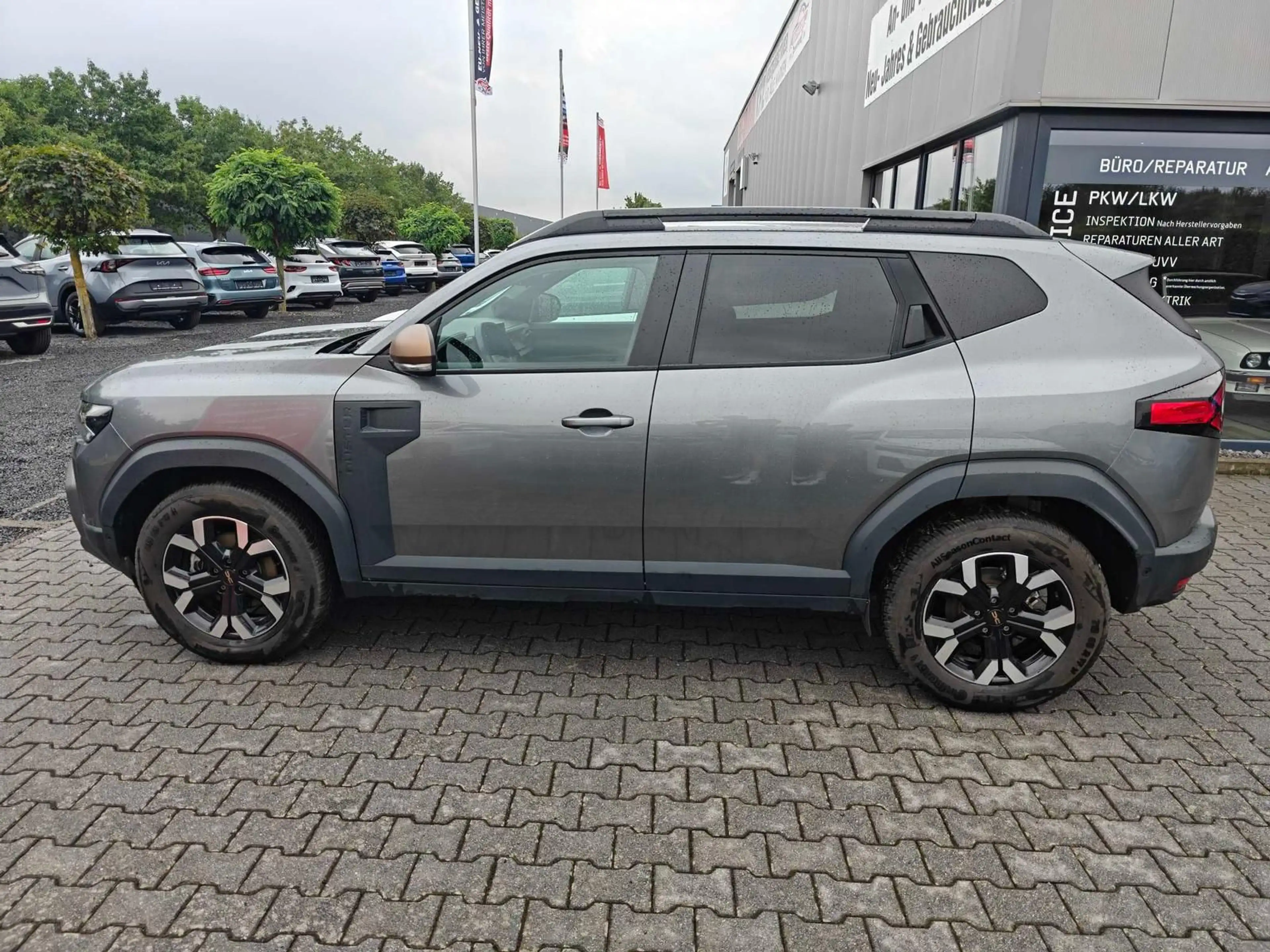 Dacia Duster Extreme Hybrid AHK TOP Ausstattung — photo 7