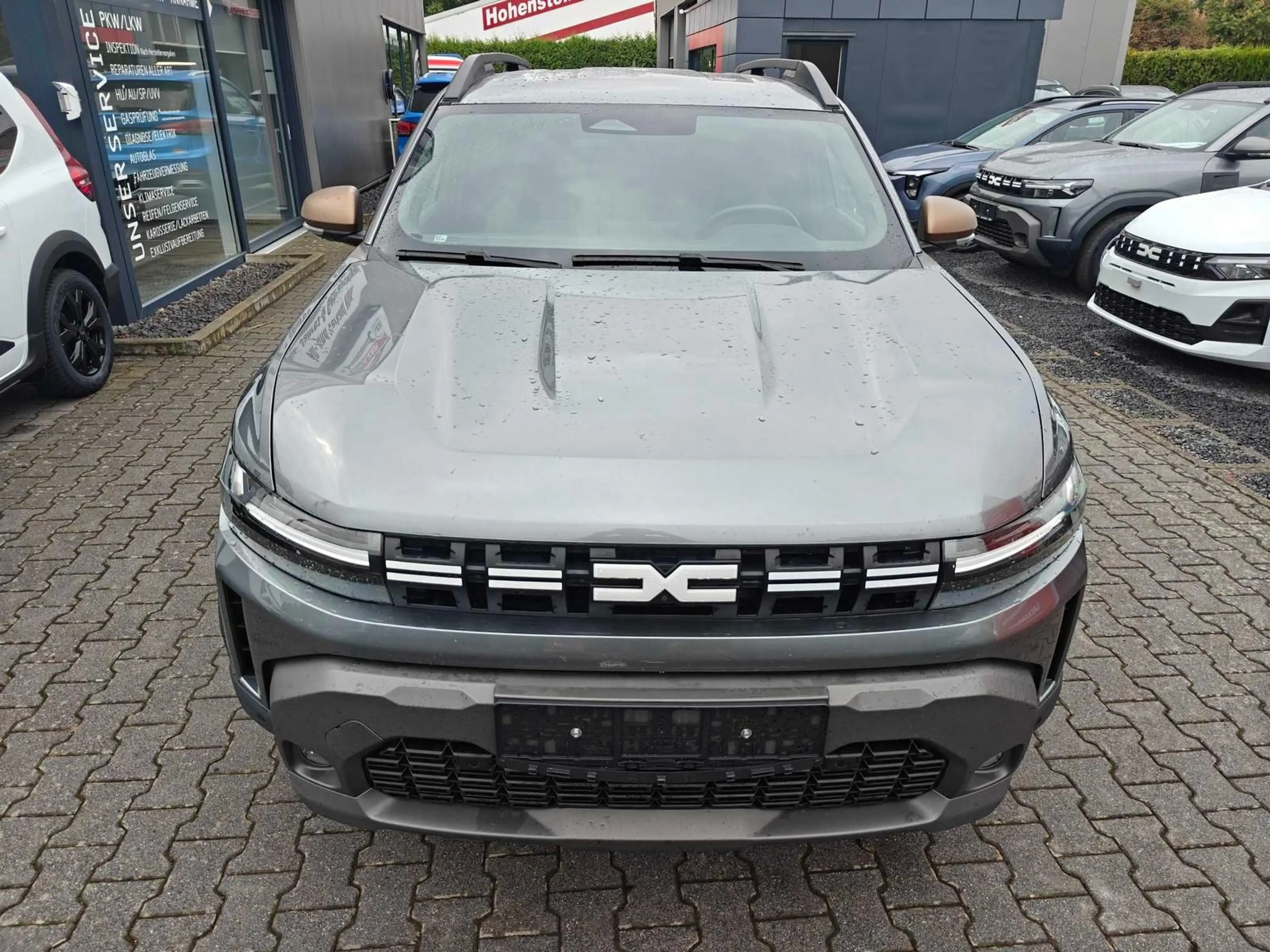 Dacia Duster Extreme Hybrid AHK TOP Ausstattung — photo 2