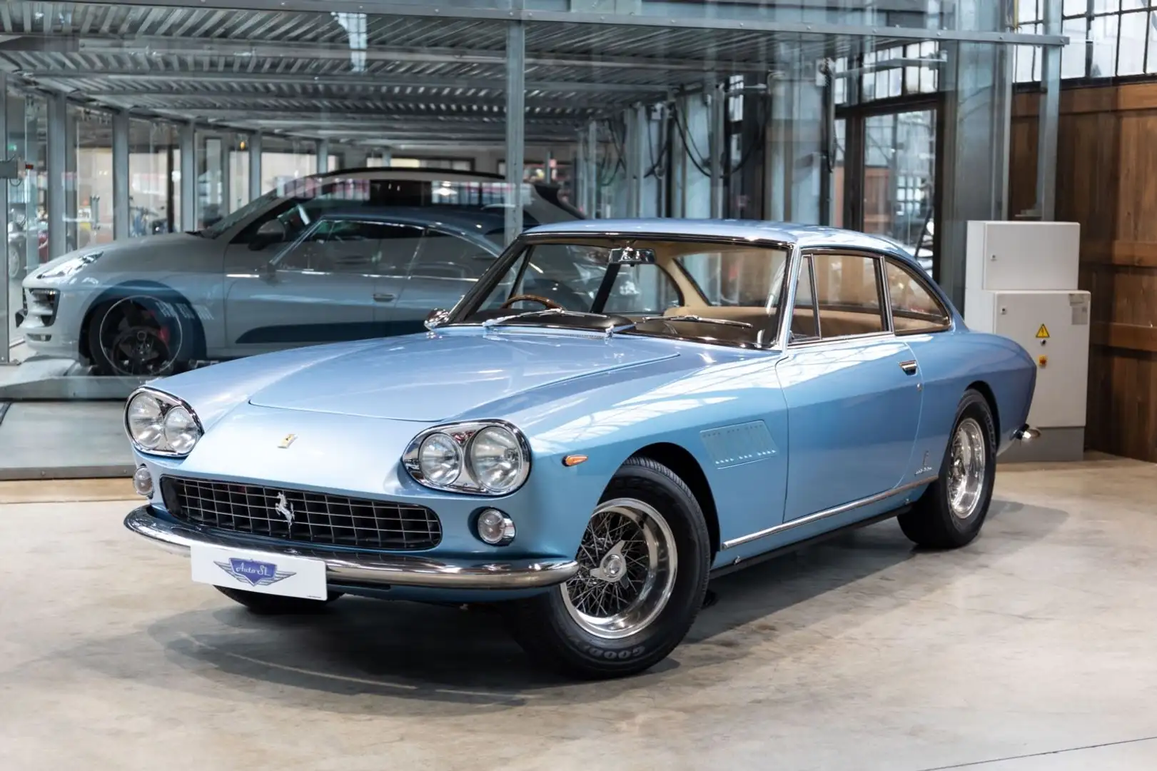 Ferrari 330 GT 2+2 | Series I | Matching Numbers Blue - 1