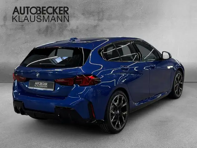 BMW 1 Series view 2