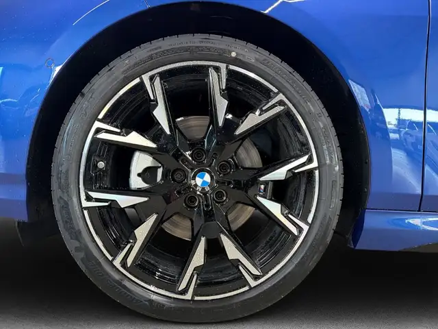 BMW 1 Series view 7