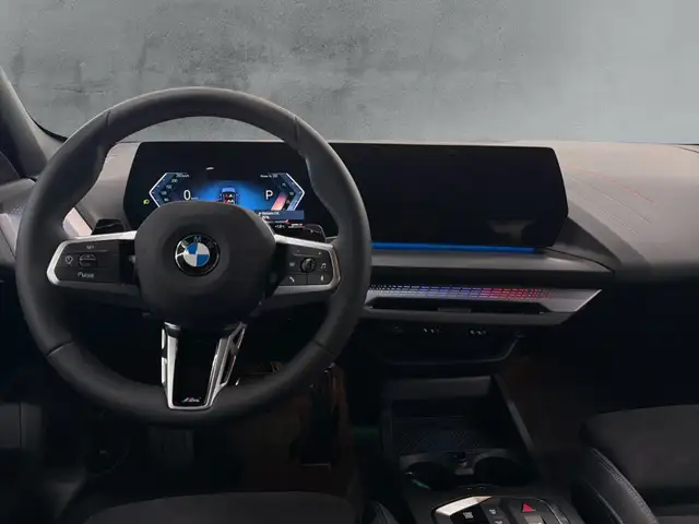 BMW 1 Series view 10