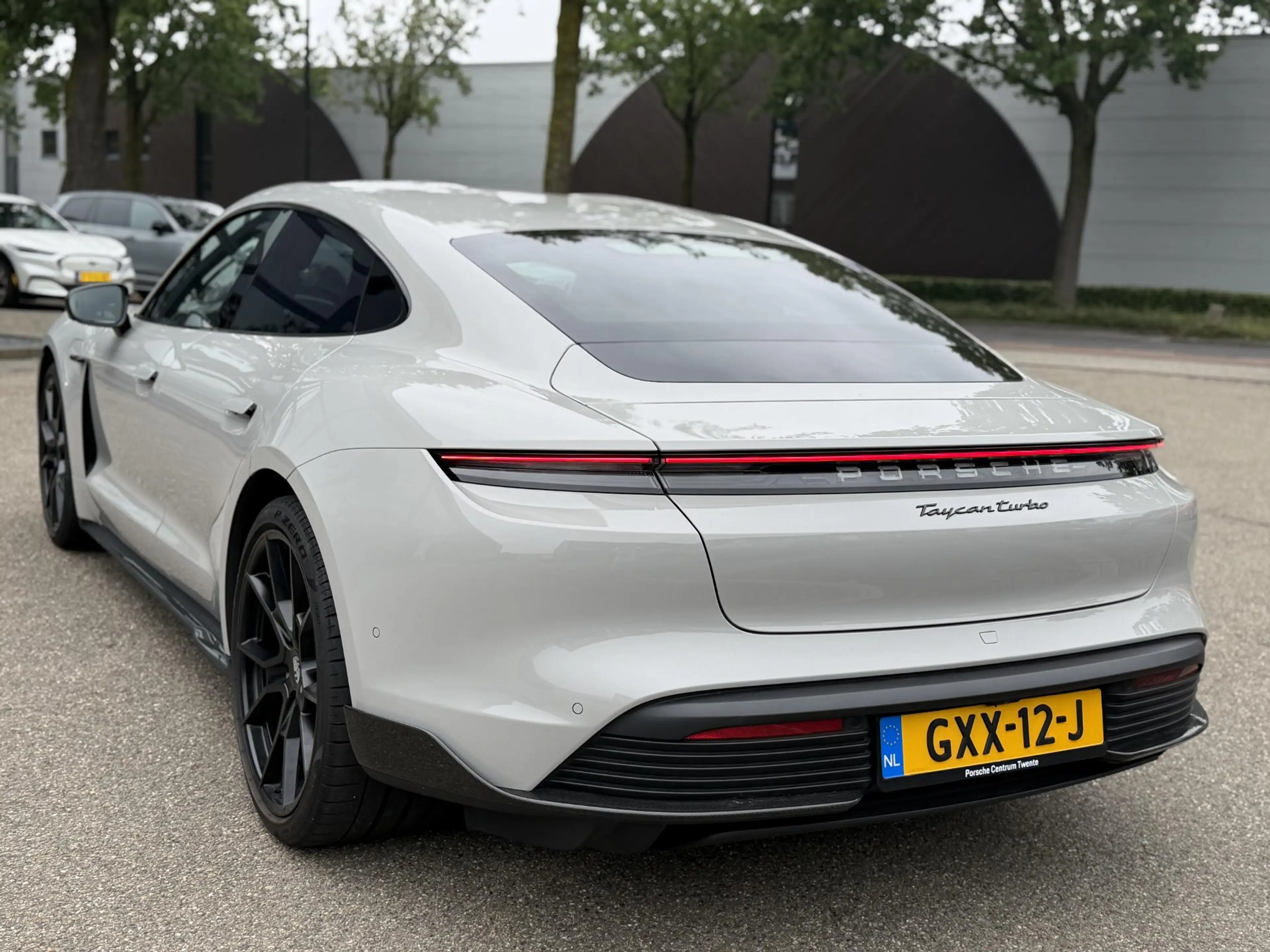 Porsche Taycan Turbo 93 kWh SOH 91% | SPORT CHRONO | HEAD-UP | CA — photo 4