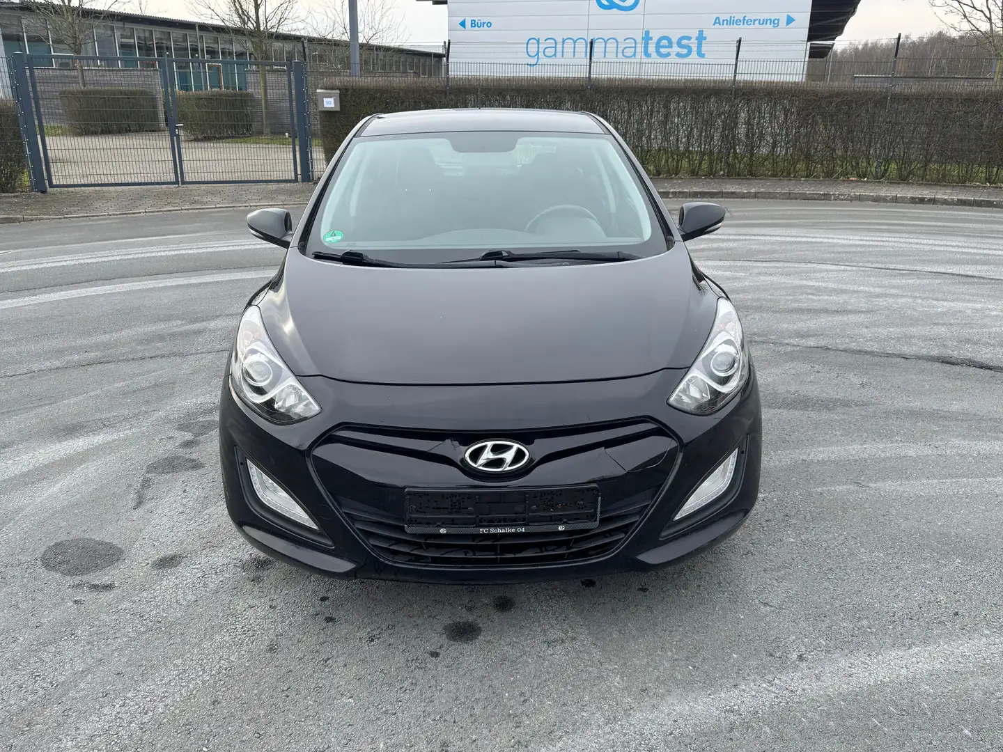 Hyundai i30 Classic Inspektion&TÜV&ReifenNeu NAVI AHK Klima Schwarz - 2